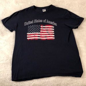 Men’s American flag t-shirt 🇺🇸 ‼️SALE‼️